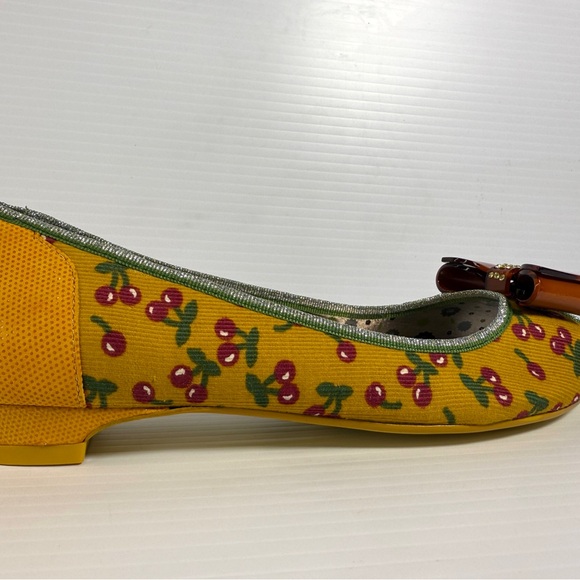 Poetic License Yellow and Orange Bow Flats NWT - Picture 8 of 14